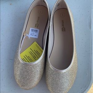 Gold flats for girls